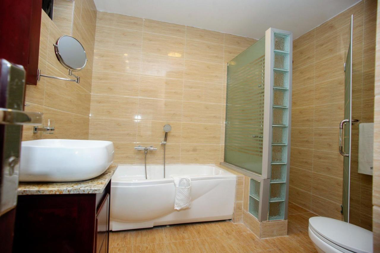 El Doria Hotel Ломе Екстериор снимка