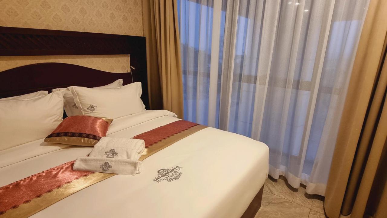 El Doria Hotel Ломе Екстериор снимка