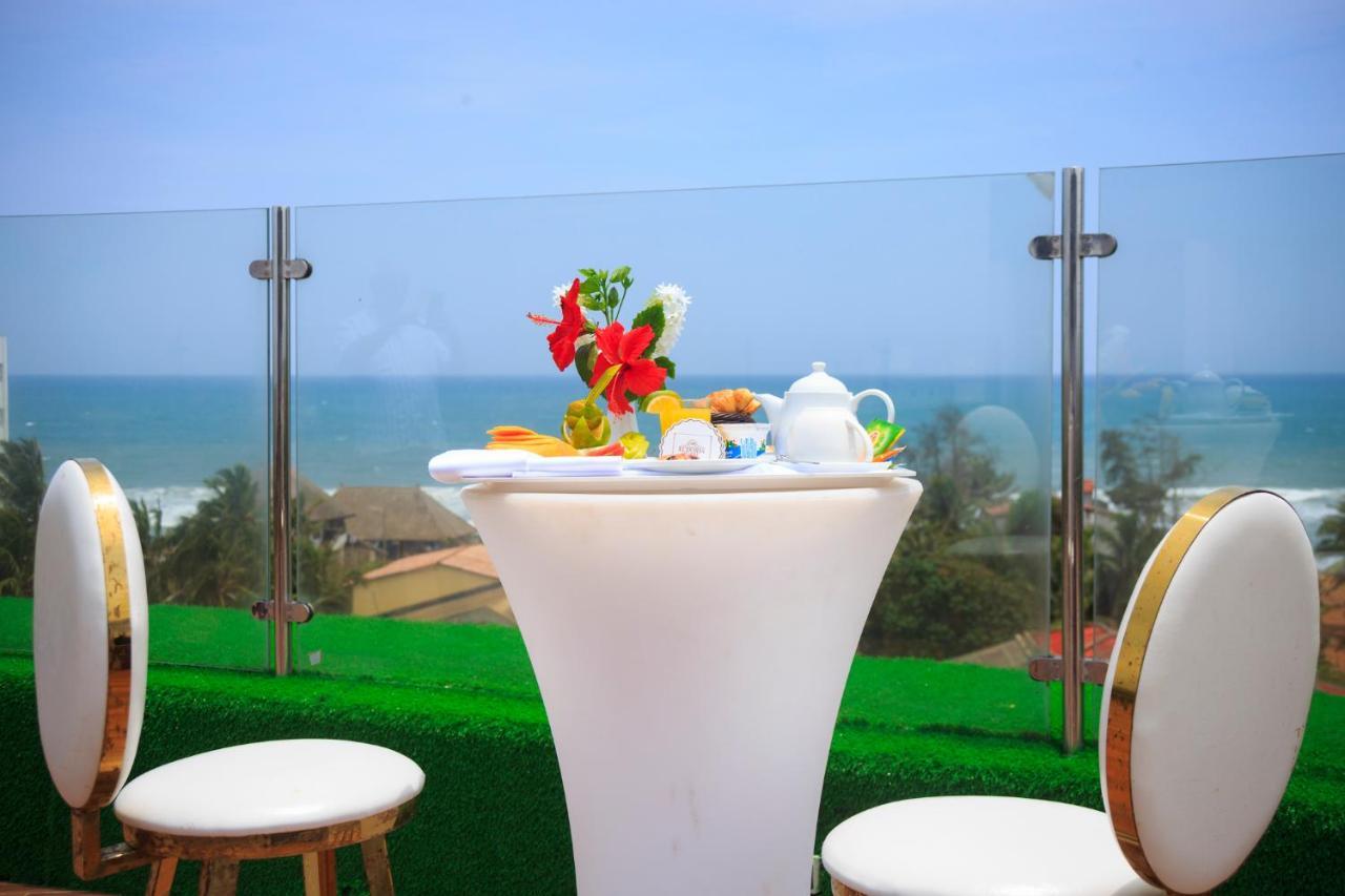 El Doria Hotel Ломе Екстериор снимка