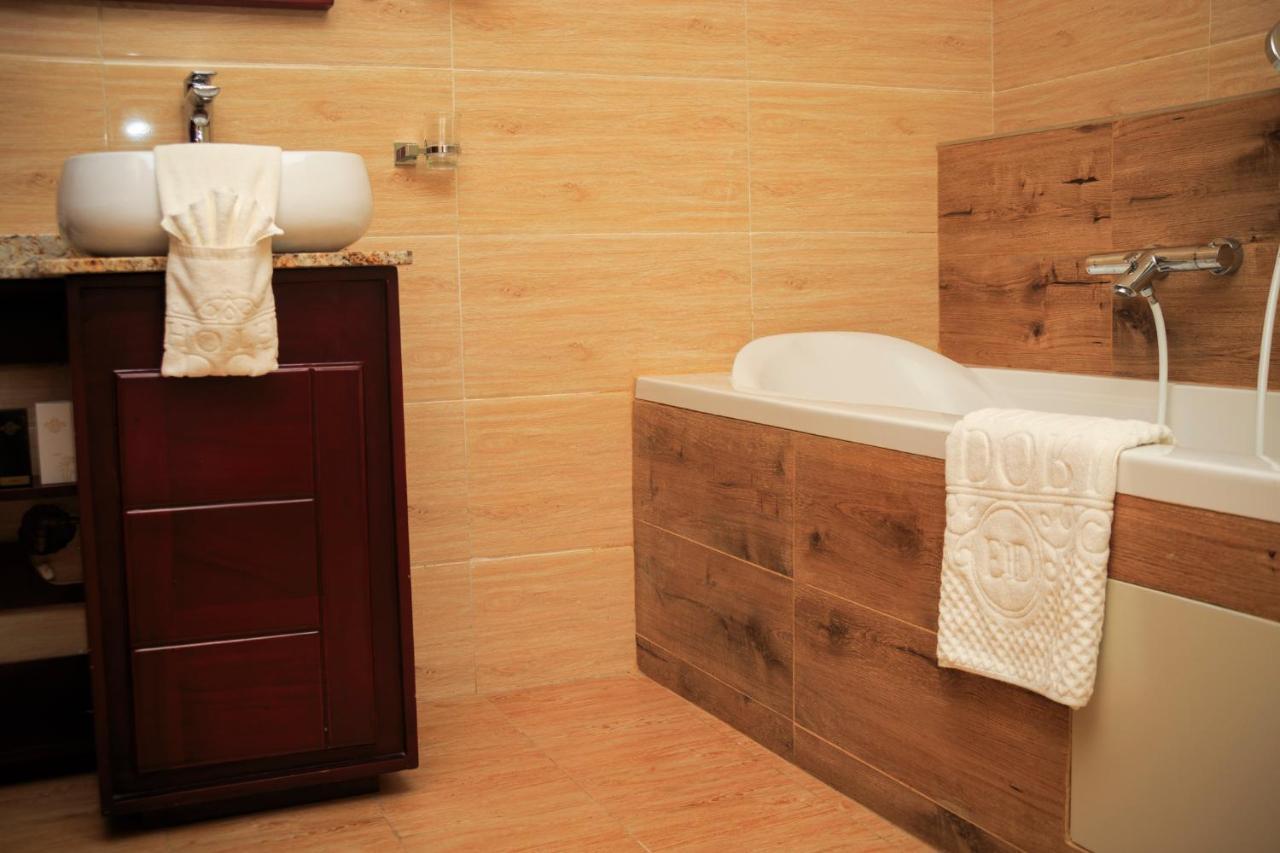 El Doria Hotel Ломе Екстериор снимка
